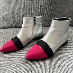 Jadyrose Metallic Silver Hot Pink Booties EUC Size 8.5